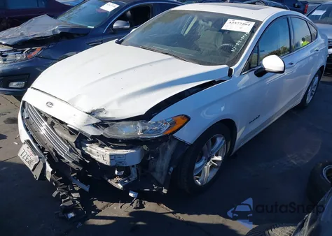 2018 Ford Fusion Hybrid Se из США, поврежденный, VIN 3FA6P0LU4JR103109